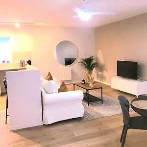 T2 Cosy Au Coeur De , Montélimar France